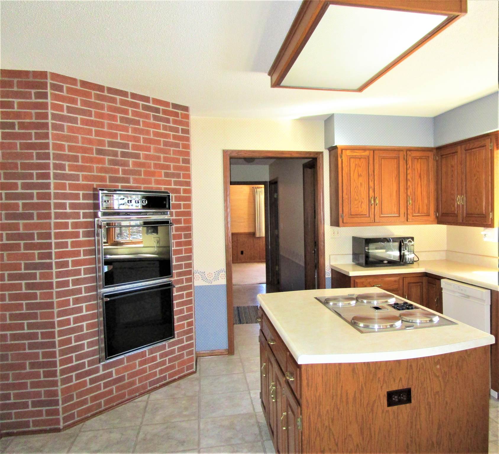 3323 North Hickory Road Decatur, IN 46733 - Photo 16 of 35