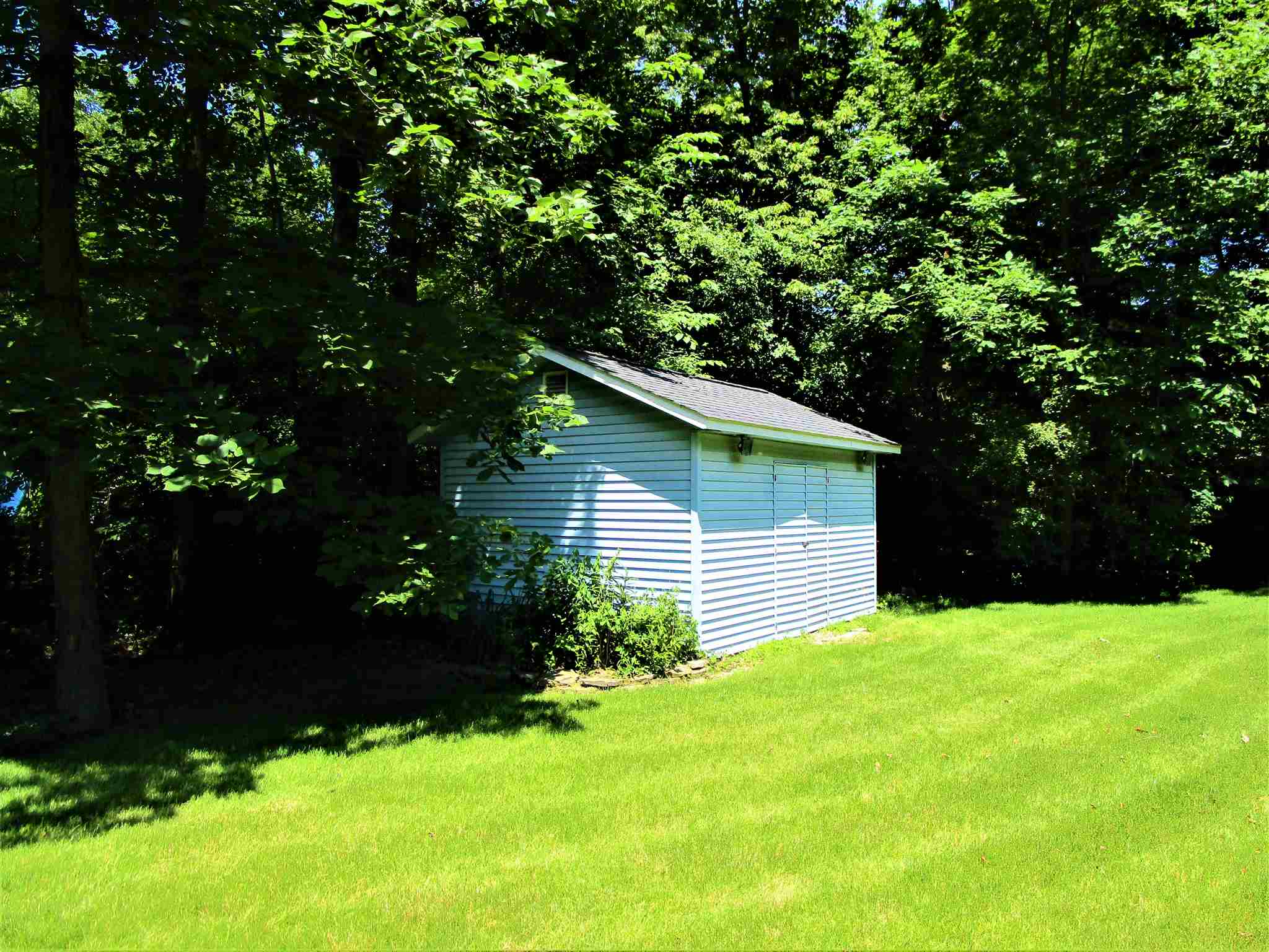 3323 North Hickory Road Decatur, IN 46733 - Photo 5 of 35