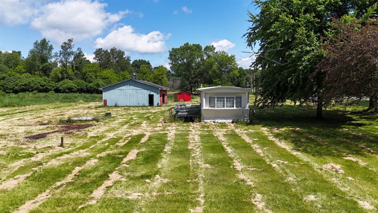 9500 North Meridian Road Pleasant Lake, MI 49272 - Photo 5 of 61