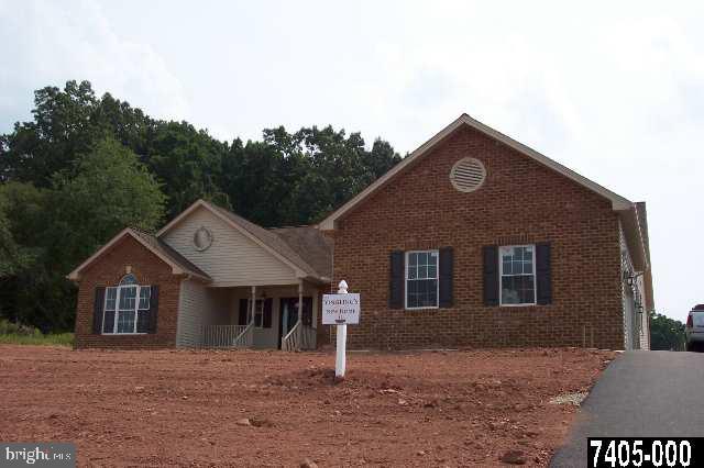 Cardinal Drive, Unit 4 Hanover, PA 17331 - Photo 1 of 1 Gallery Image 1
