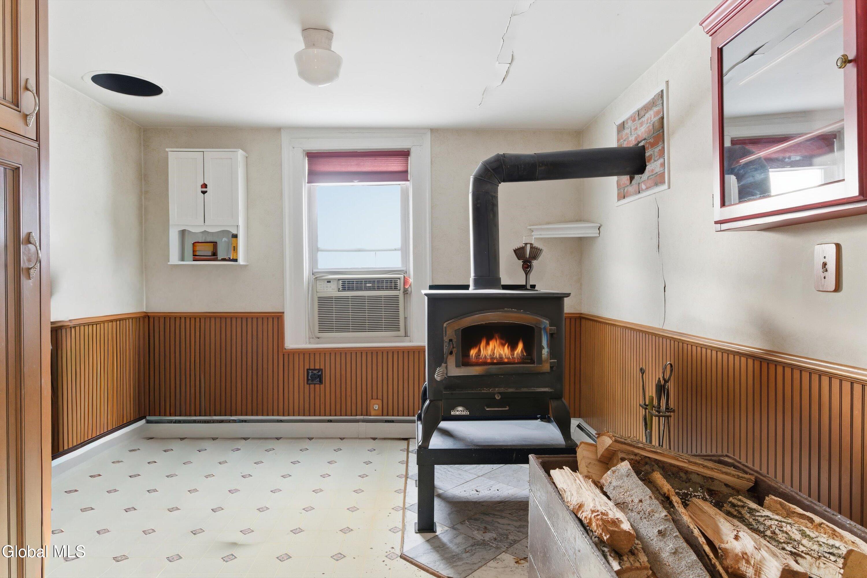 200-201 Carlton Road Whitehall, NY 12887 - Photo 10 of 21 Breakfast Nook