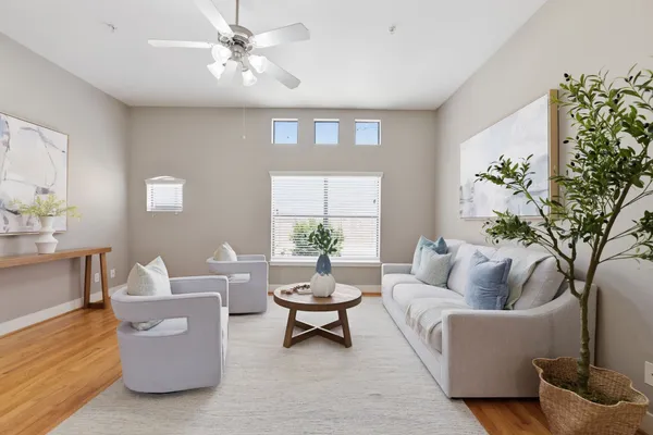 $233,000 | 8715 Meadowcroft Drive, Unit 502, Houston, TX 77063