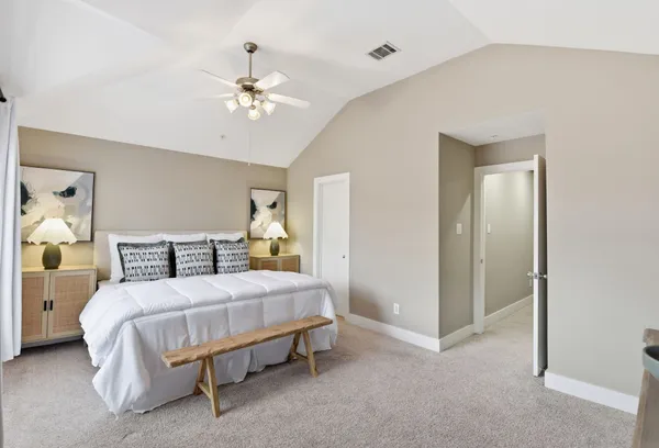 $233,000 | 8715 Meadowcroft Drive, Unit 502, Houston, TX 77063