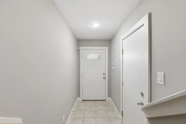 $233,000 | 8715 Meadowcroft Drive, Unit 502, Houston, TX 77063