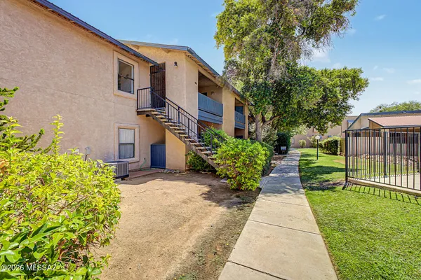 $189,000 | 8080 East Speedway Boulevard, Unit 414, Tucson, AZ 85710