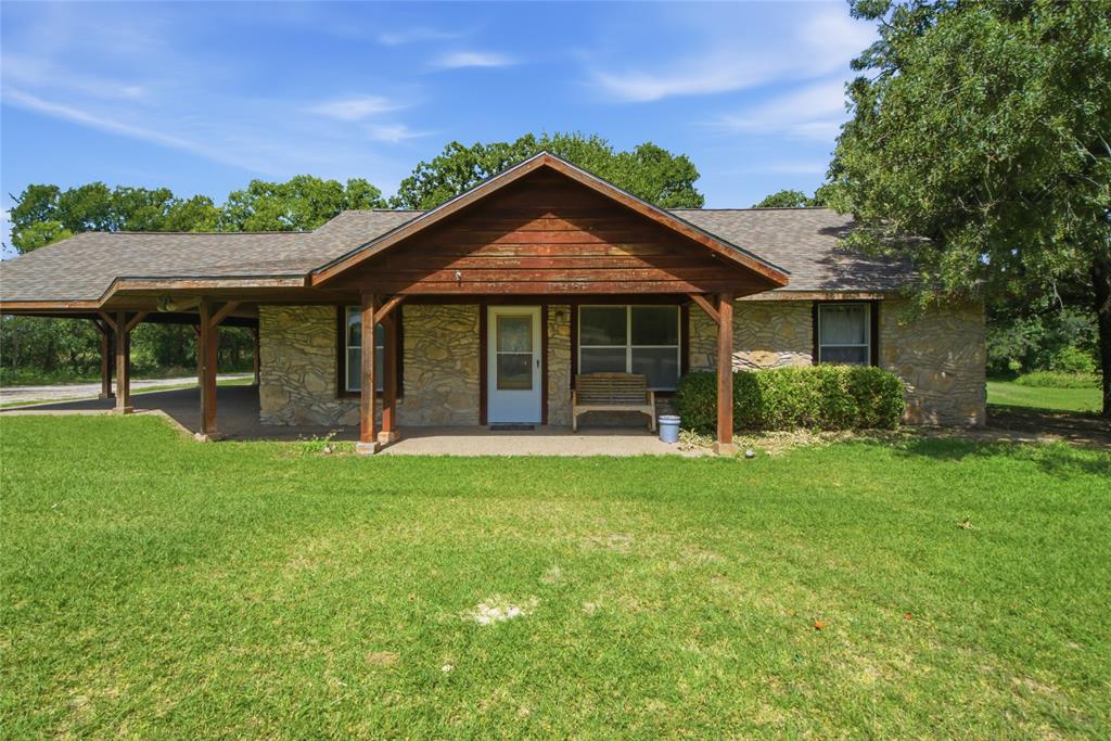 3200 Fairview Road Millsap, TX 76066 - Photo 4 of 35