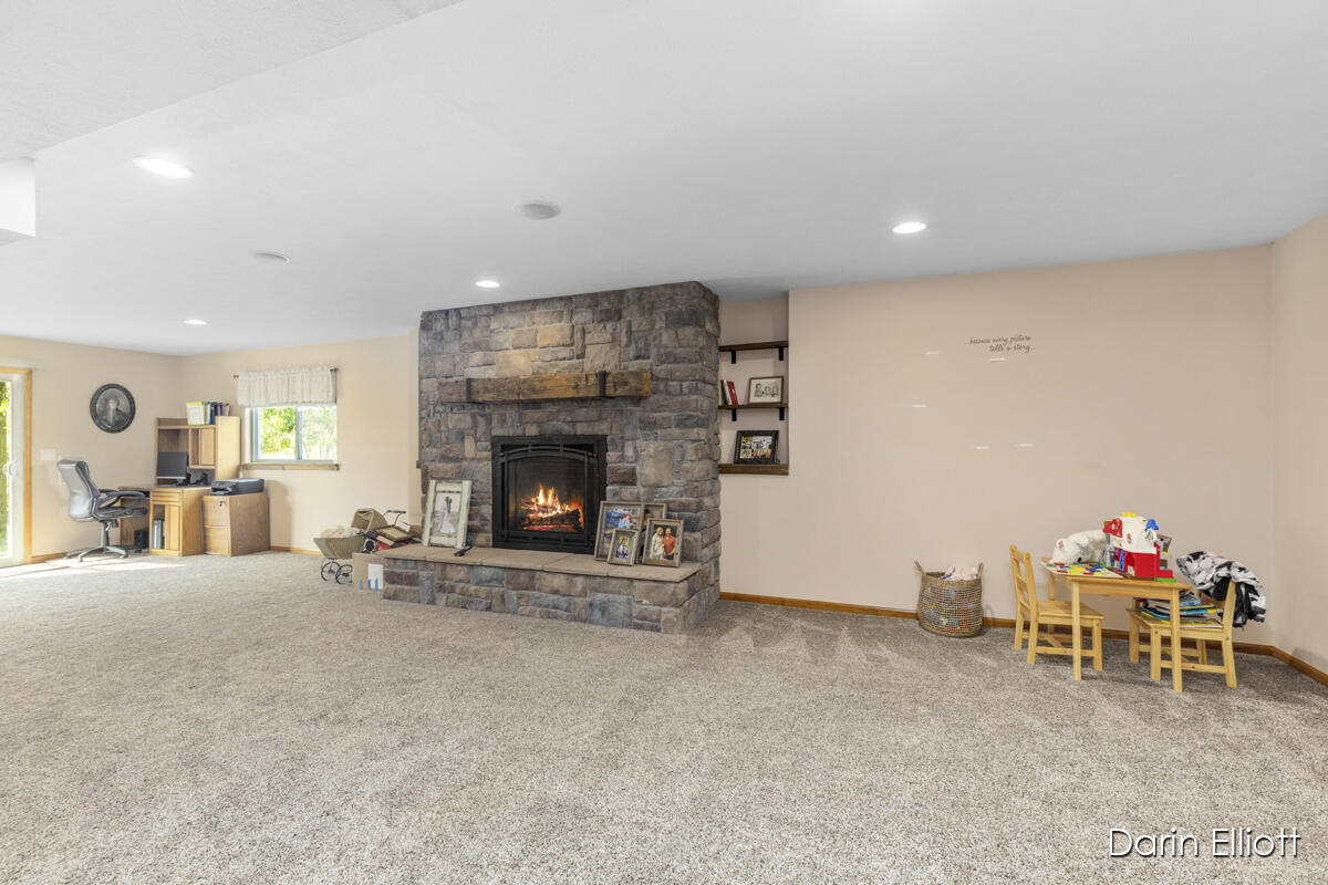 190 Owen Road Ionia, MI 48846 - Photo 36 of 57 IMG_1027