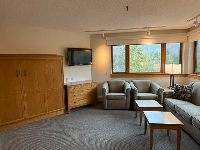 $165,000 | 90 Loon Mountain Road, Unit 1025 AD, Lincoln, NH 03251