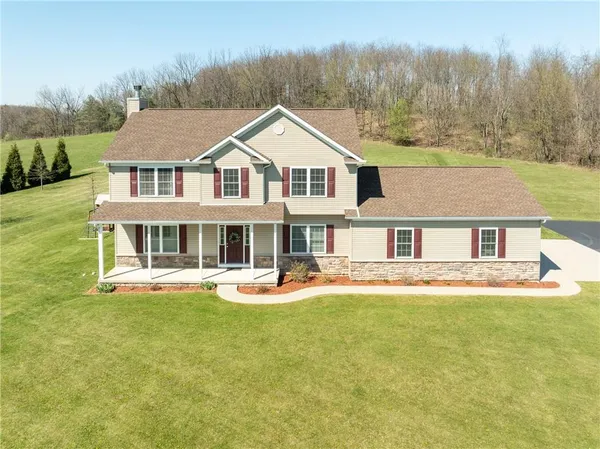$425,000 | 155 Fairview Lane, Derry, PA 15627