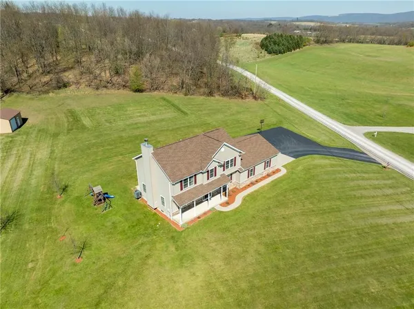 $425,000 | 155 Fairview Lane, Derry, PA 15627