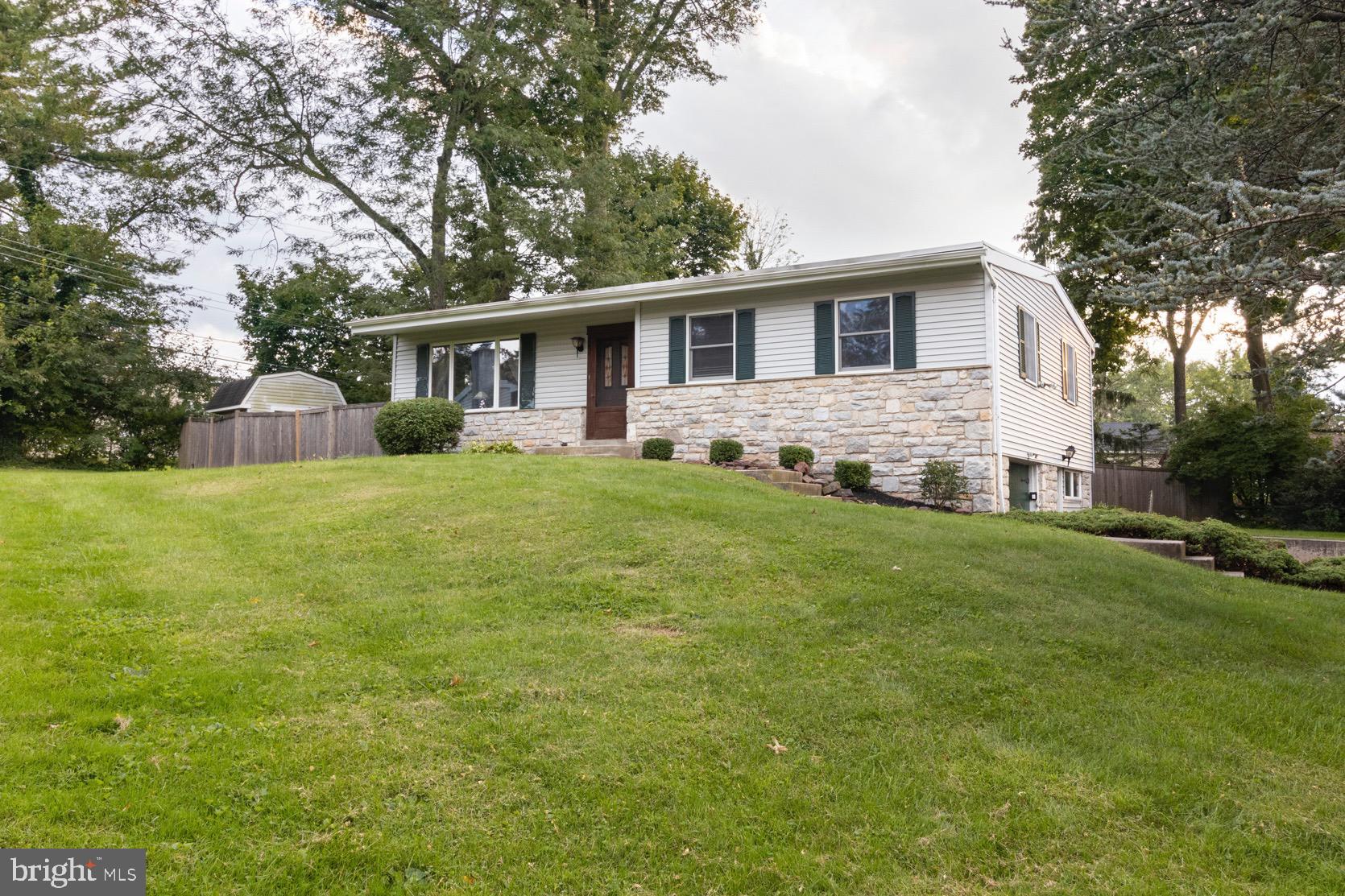 116 Devon Road Chalfont, PA 18914 - Photo 4 of 45 Gallery Image 4