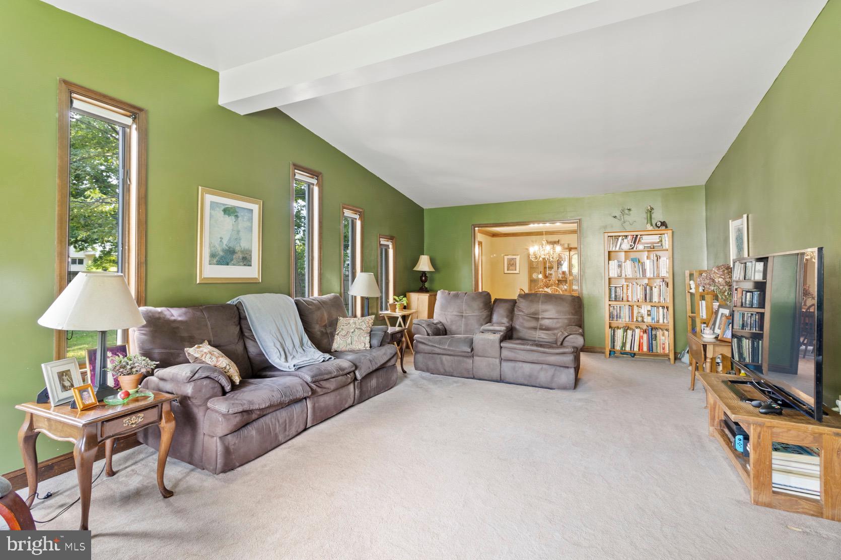 116 Devon Road Chalfont, PA 18914 - Photo 8 of 45 Gallery Image 8