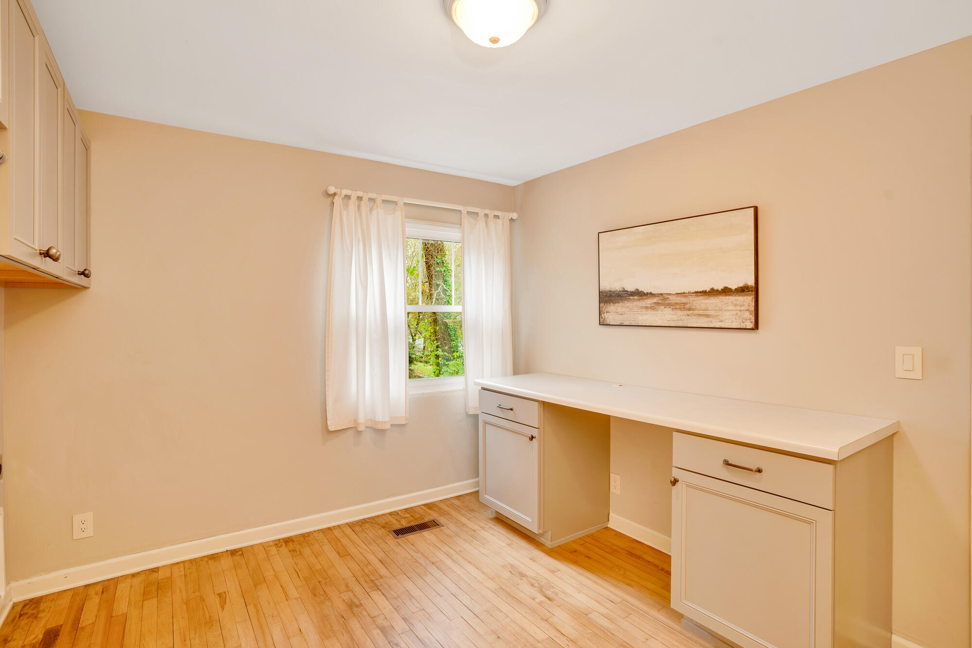 709 Oxford Road Chattanooga, TN 37405 - Photo 25 of 55 709-Oxford-Rd-MLS-Photos-30