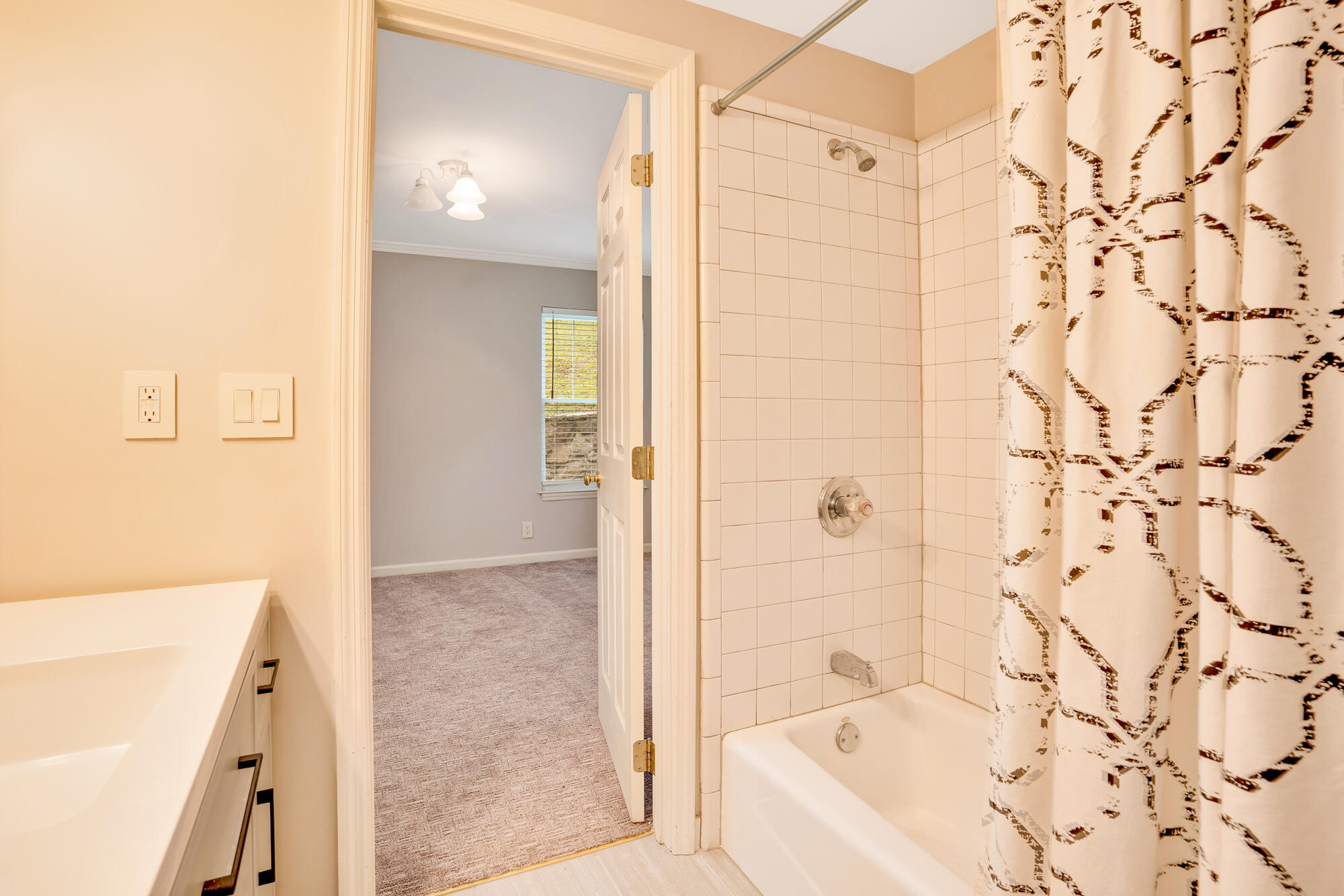 709 Oxford Road Chattanooga, TN 37405 - Photo 28 of 55 709-Oxford-Rd-MLS-Photos-33