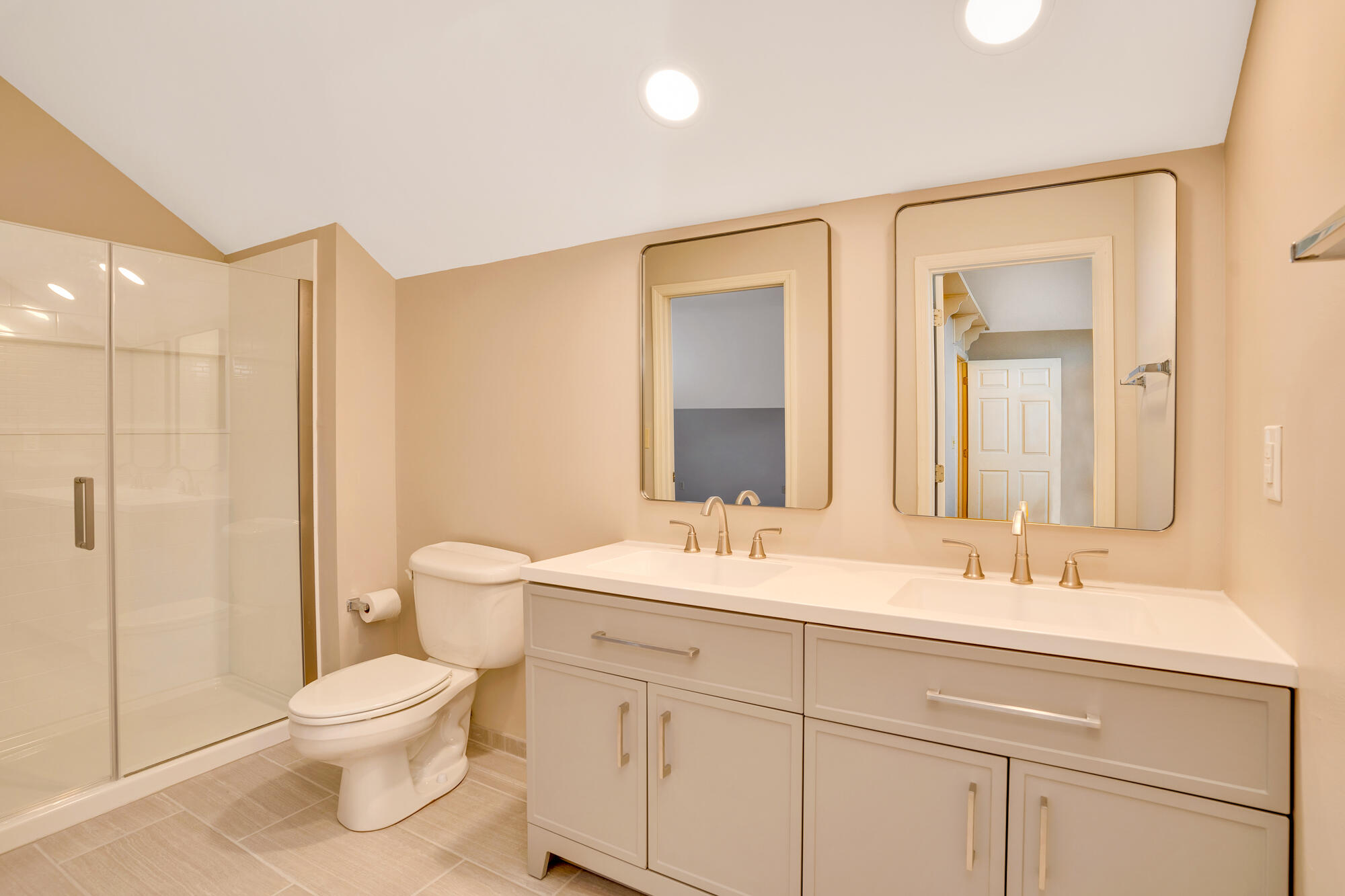 709 Oxford Road Chattanooga, TN 37405 - Photo 37 of 55 709-Oxford-Rd-MLS-Photos-42