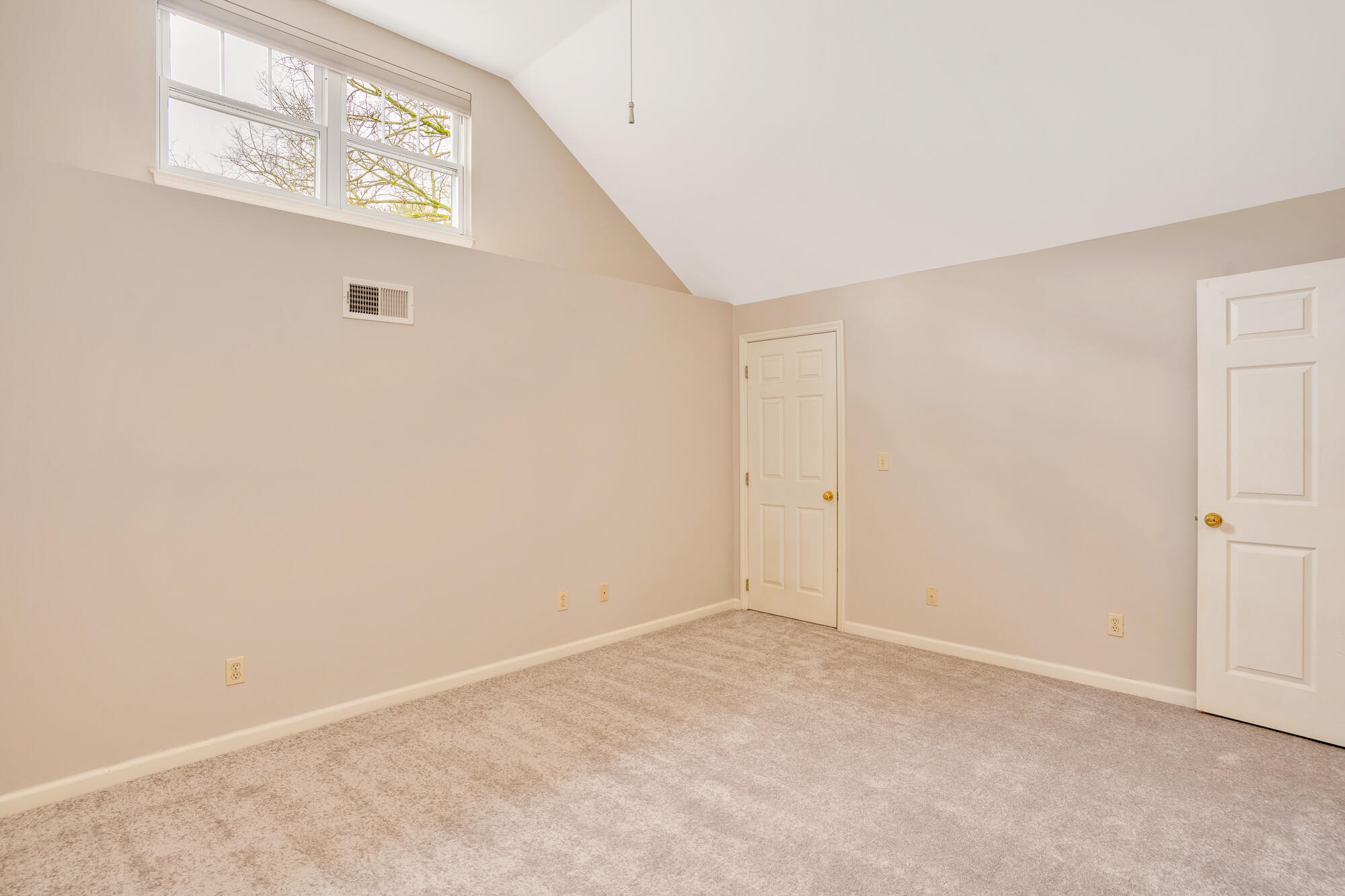 709 Oxford Road Chattanooga, TN 37405 - Photo 41 of 55 709-Oxford-Rd-MLS-Photos-46