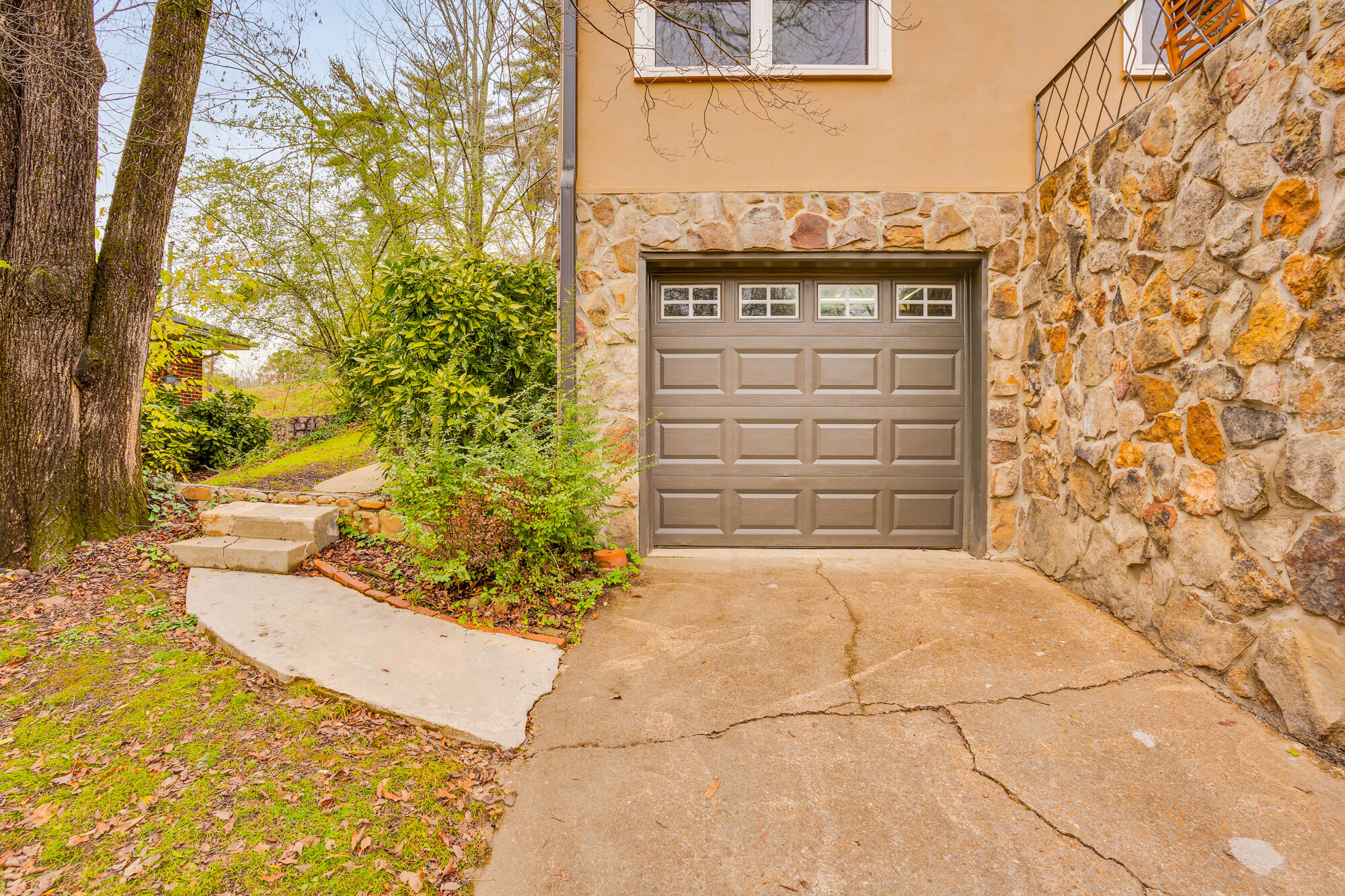 709 Oxford Road Chattanooga, TN 37405 - Photo 44 of 55 709-Oxford-Rd-MLS-Photos-49