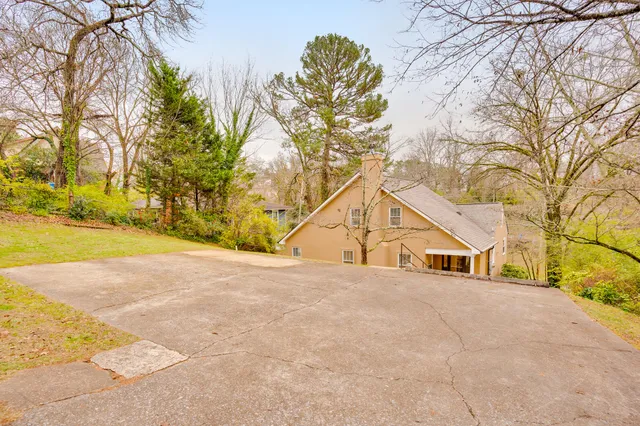 $639,000 | 709 Oxford Road, Chattanooga, TN 37405