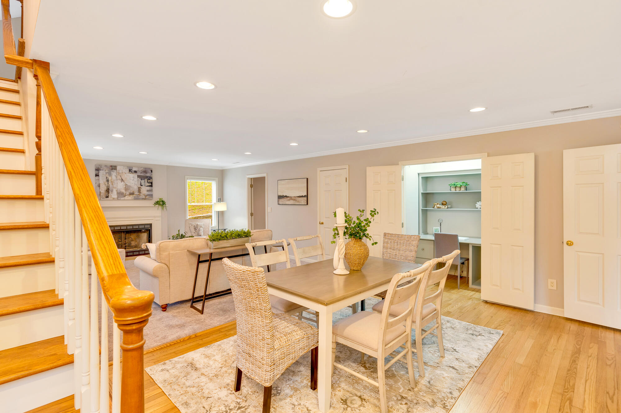 709 Oxford Road Chattanooga, TN 37405 - Photo 9 of 55 709-Oxford-Rd-MLS-Photos-12