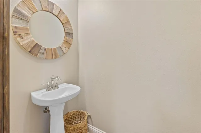 $599,900 | 742 Joe Lorenz Road, Singer, LA 70660