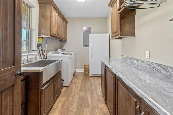 $599,900 | 742 Joe Lorenz Road, Singer, LA 70660