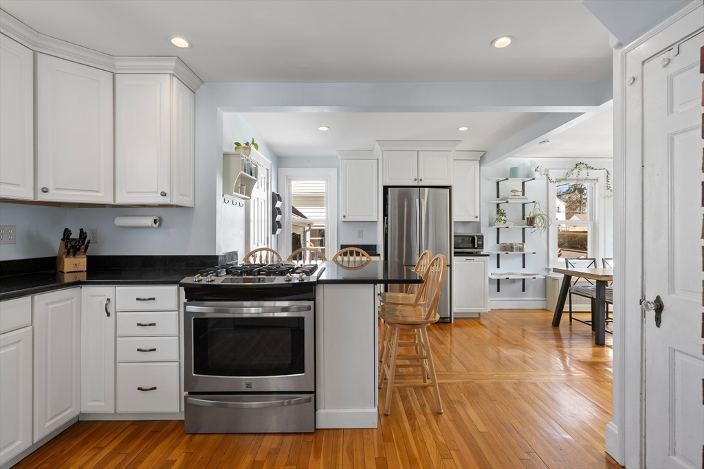 33 Virginia Road Quincy, MA 02169 - Photo 14 of 42
