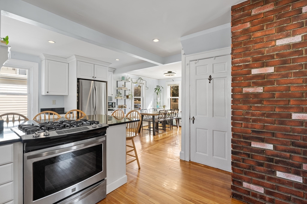 33 Virginia Road Quincy, MA 02169 - Photo 16 of 42