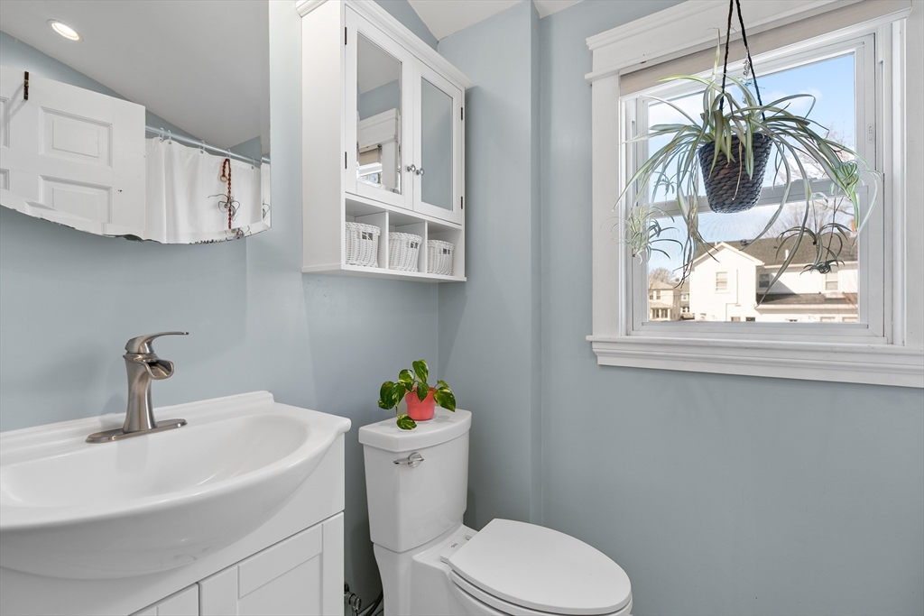 33 Virginia Road Quincy, MA 02169 - Photo 30 of 42