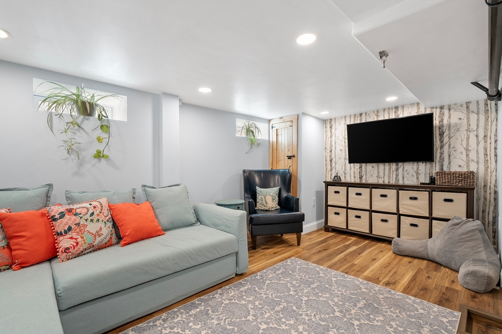 33 Virginia Road Quincy, MA 02169 - Photo 31 of 42