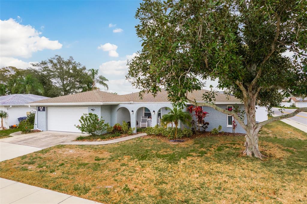 1701 Hibiscus Cir South  