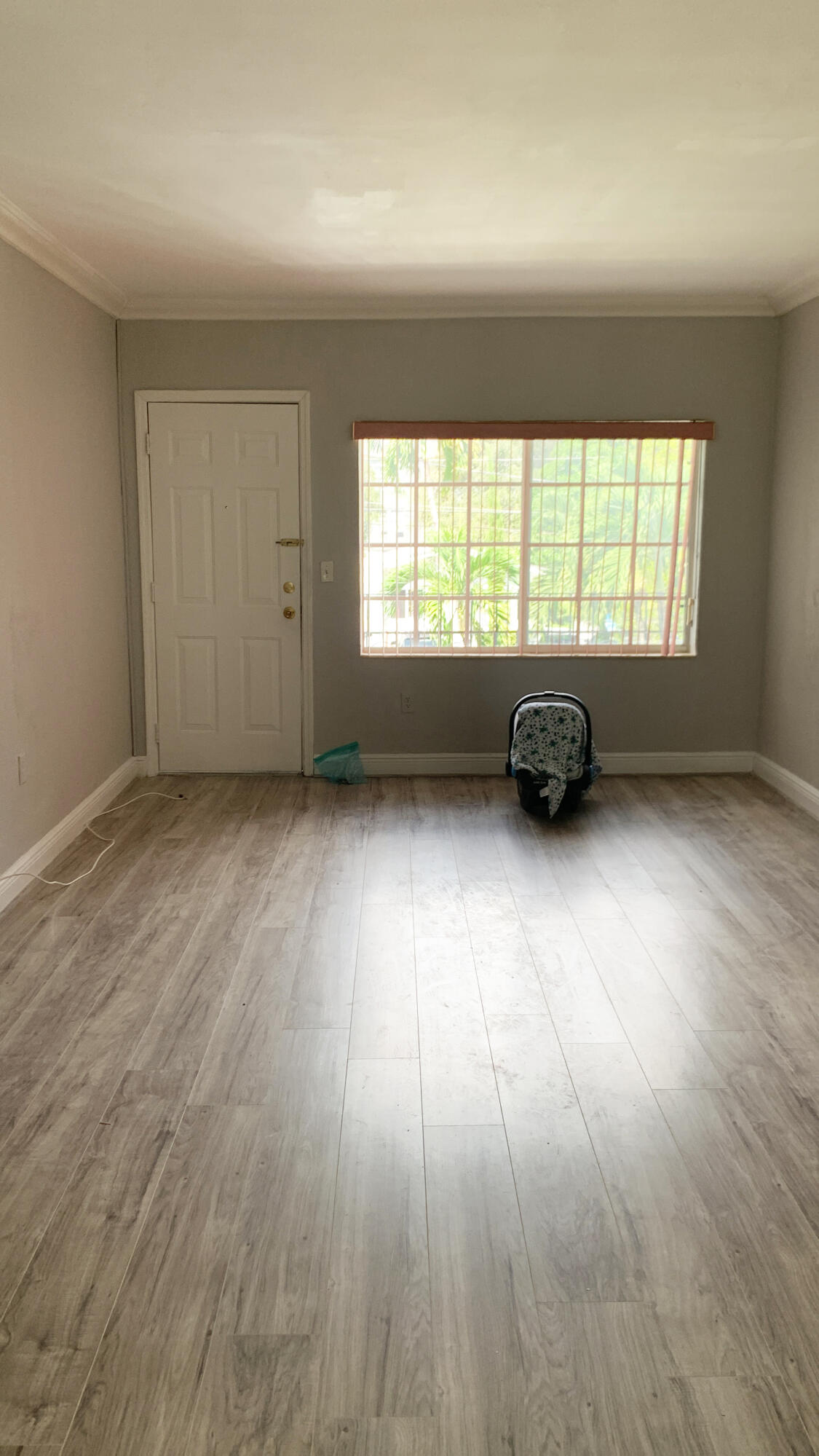 555 Southwest 16th Avenue, Unit 13 Miami, FL 33135 - Photo 2 of 8 2