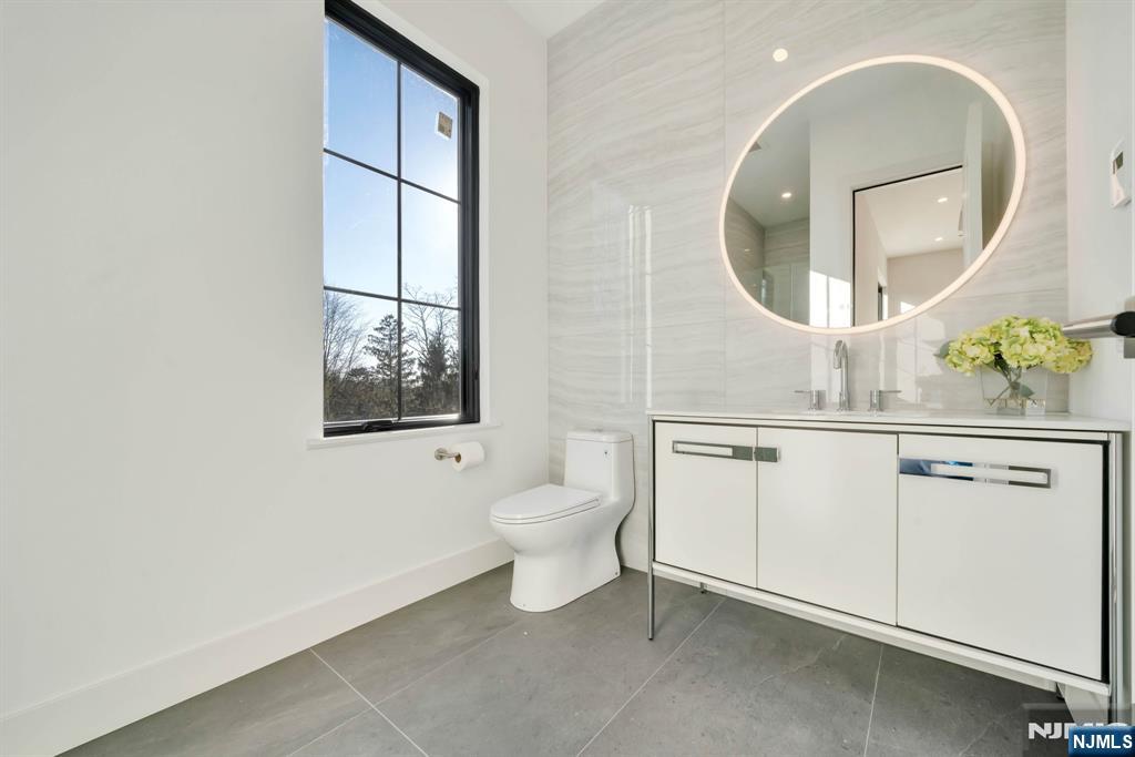 28 Ellen's Way Alpine, NJ 07620 - Photo 29 of 29