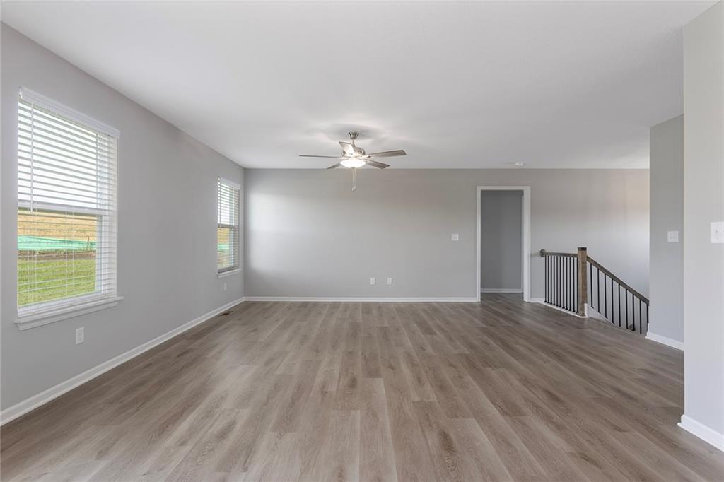 607 Foxglove Lane Raymore, MO 64083 - Photo 10 of 27
