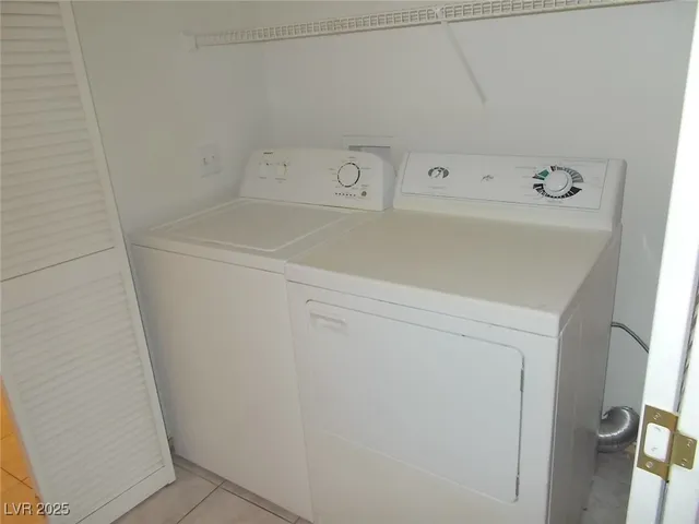 $1,425 | 1825 Cutlass Drive, Henderson, NV 89014