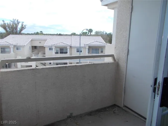 $1,425 | 1825 Cutlass Drive, Henderson, NV 89014