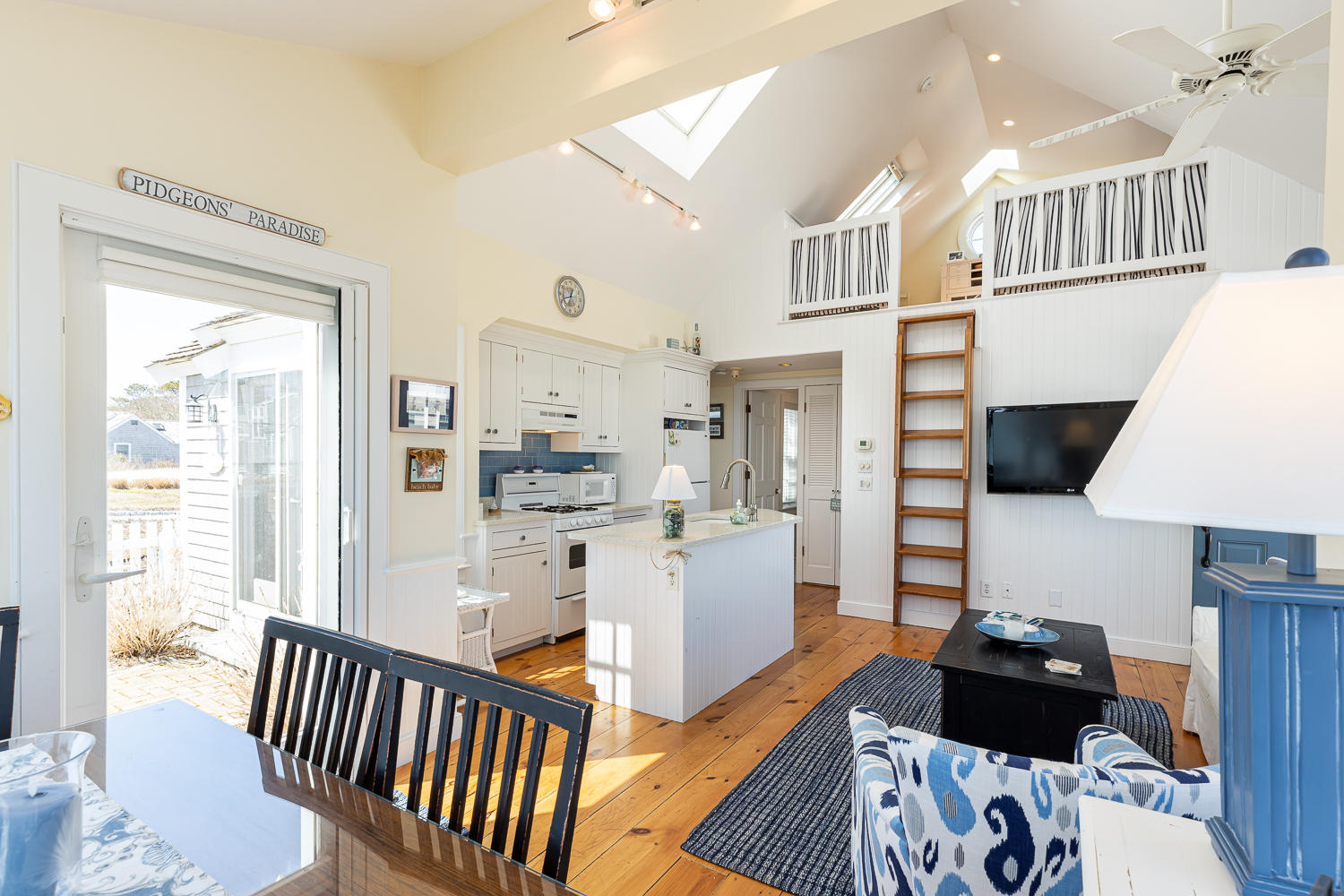 38 Hydrangea Lane, Unit 38 Mashpee, MA 02649 - Photo 27 of 43 38HydrangeaLnMashpeeWeb-0490