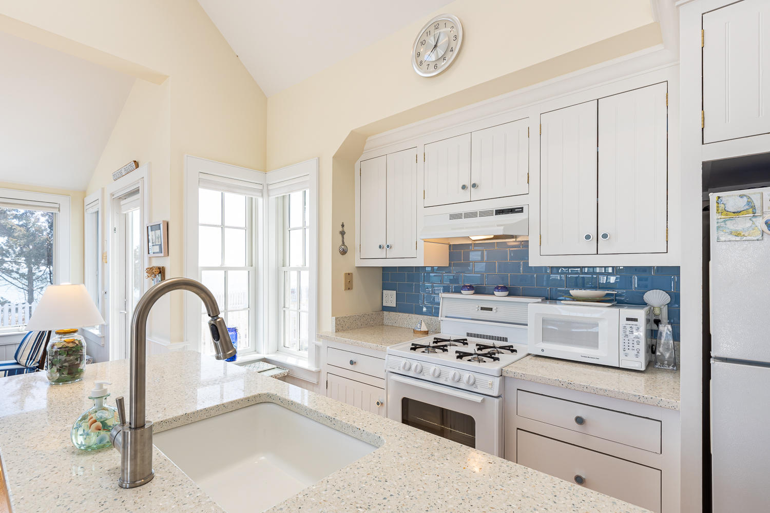 38 Hydrangea Lane, Unit 38 Mashpee, MA 02649 - Photo 10 of 43 38HydrangeaLnMashpeeWeb-0478