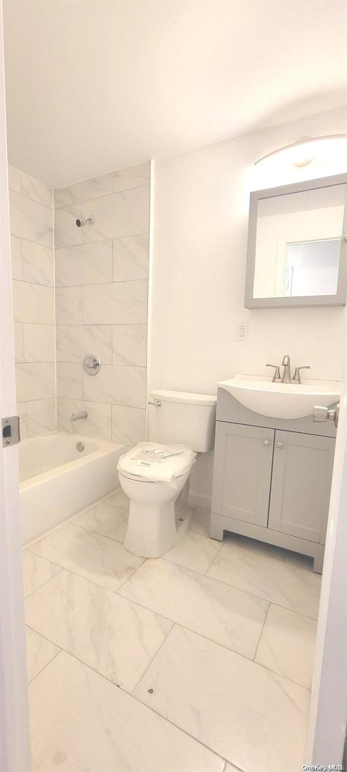 9809 Avenue K Brooklyn, NY 11236 - Photo 25 of 29