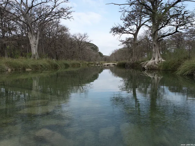 $1,499,999 | 118 Skipping Stone Lane, Concan, TX 78838