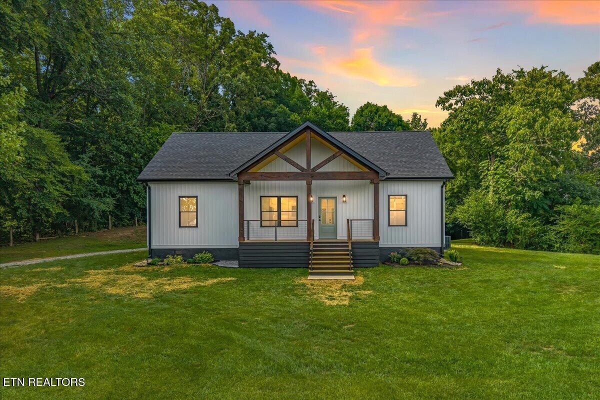 225 Summit Road Madisonville, TN 37354 - Photo 1 of 18