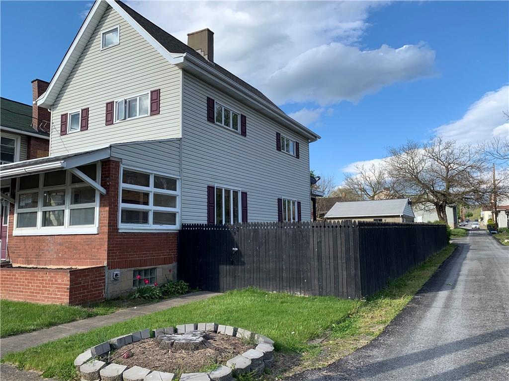 367 Ohio Avenue Rochester, PA 15074 - Photo 2 of 24