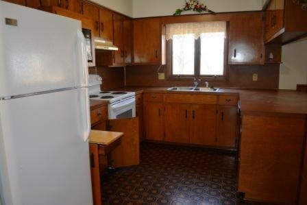 3745 Lincoln Road Hamilton, MI 49419 - Photo 4 of 31 3
