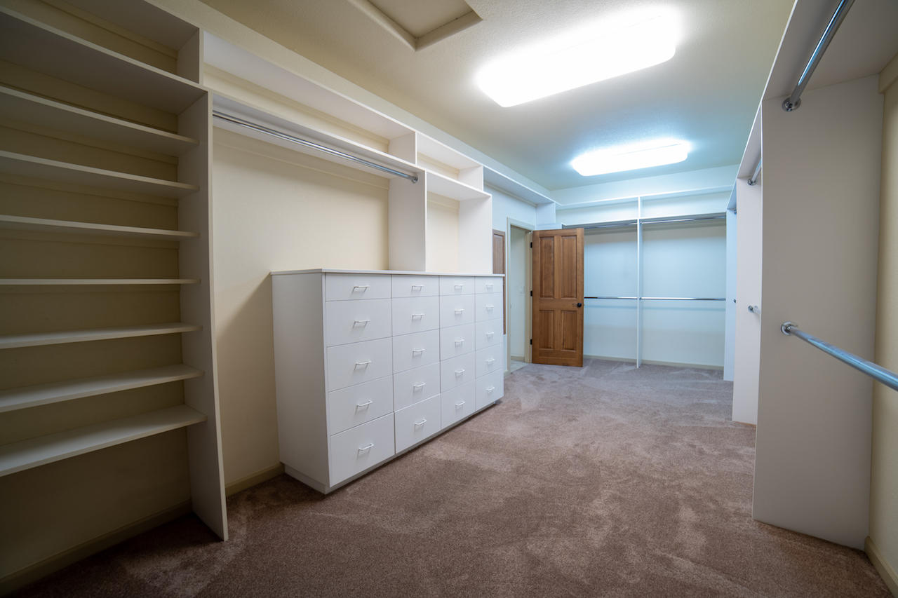 7011 Northeast Juniper Ridge Road Redmond, OR 97756 - Photo 33 of 49 HDR455