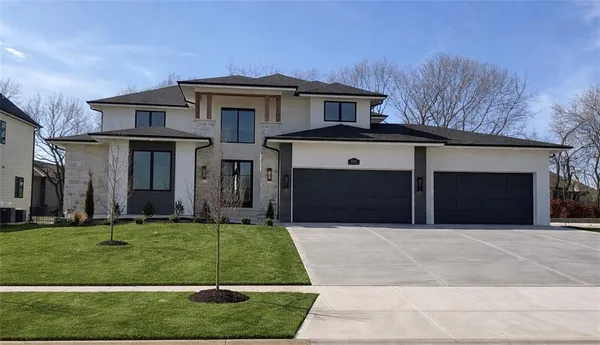 $1,599,900 | 9606 West 175th Street, Bucyrus, KS 66013