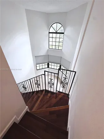 $4,200 | 3054 Center Street, Unit 3054, Miami, FL 33133