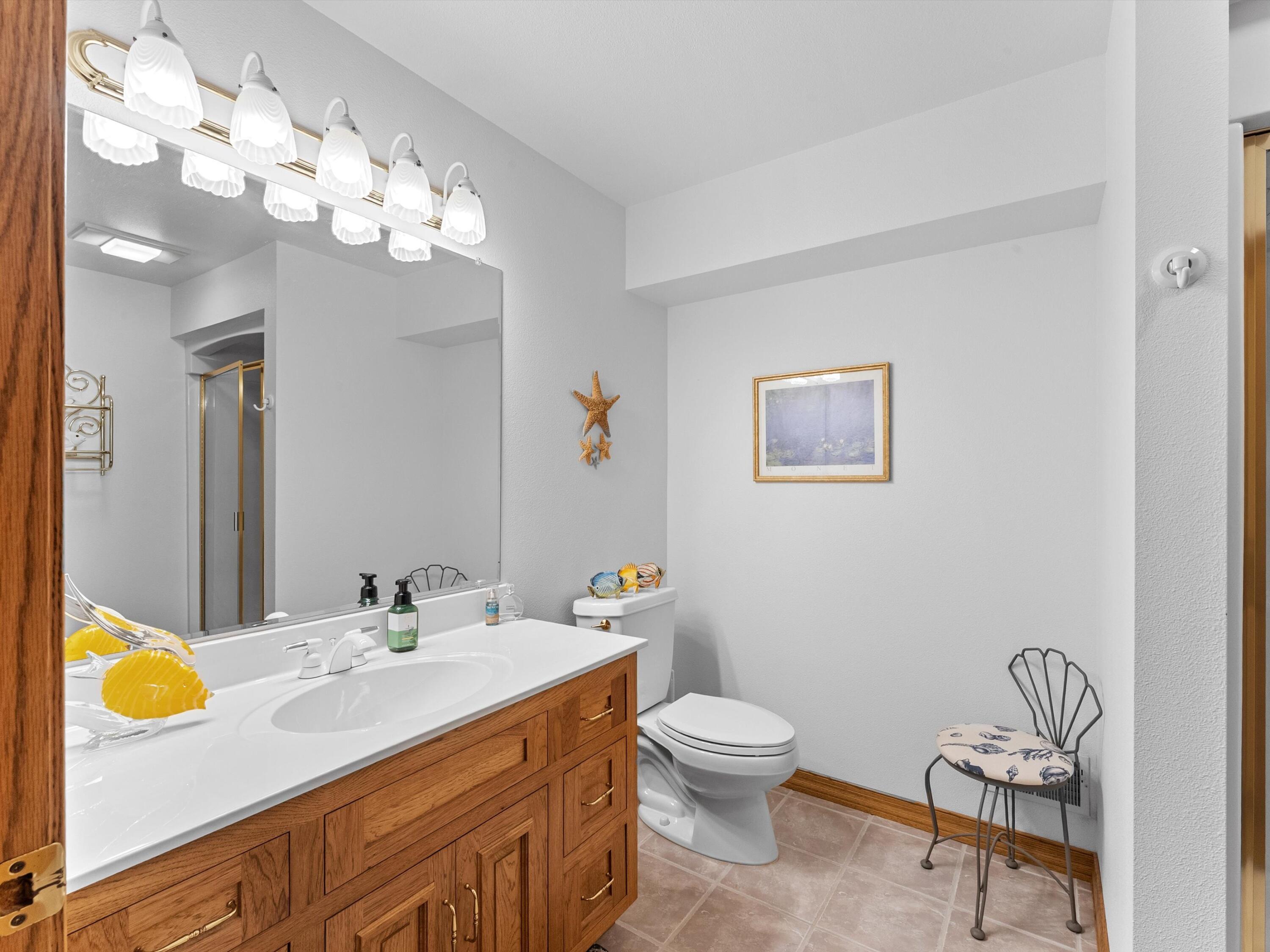 1505 Blue Heron Drive Two Rivers, WI 54241 - Photo 40 of 50 51-50_bathroom_003