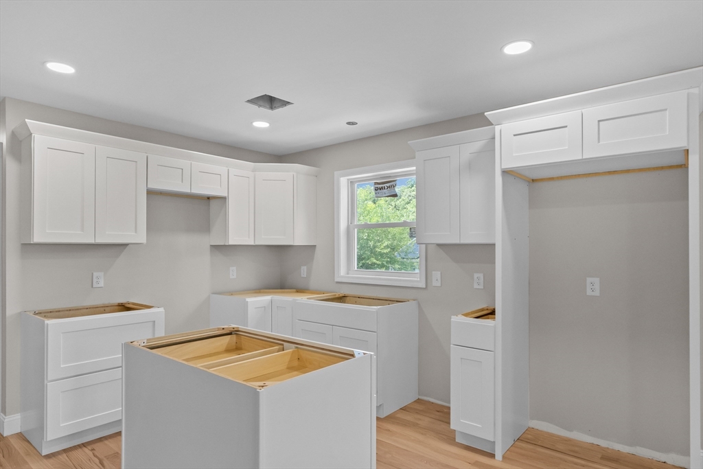 37 Murray Street Providence, RI 02909 - Photo 6 of 35