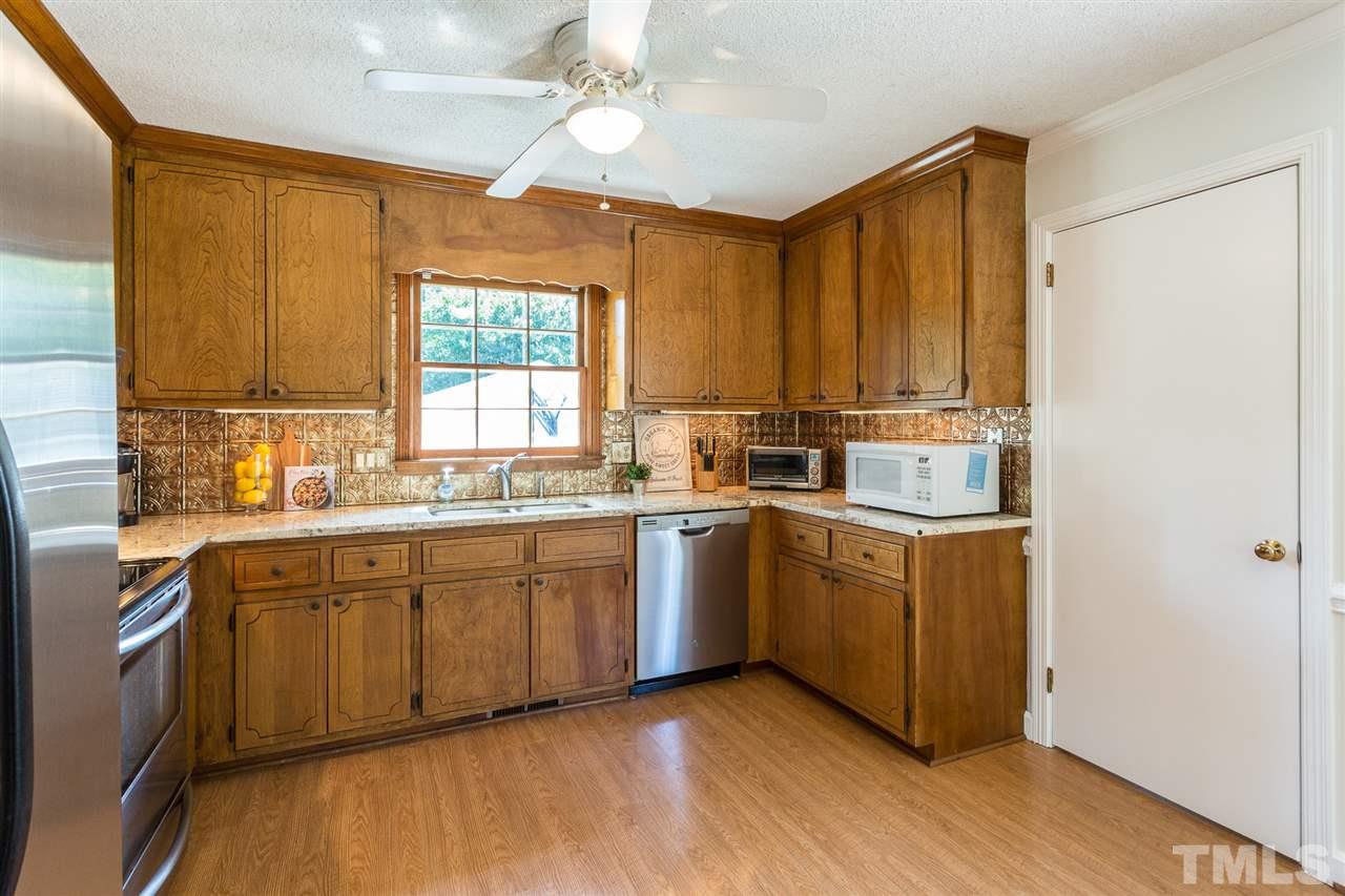 6209 Wynbrook Way Raleigh, NC 27612 - Photo 14 of 24