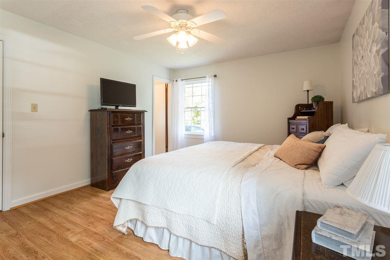 6209 Wynbrook Way Raleigh, NC 27612 - Photo 22 of 24