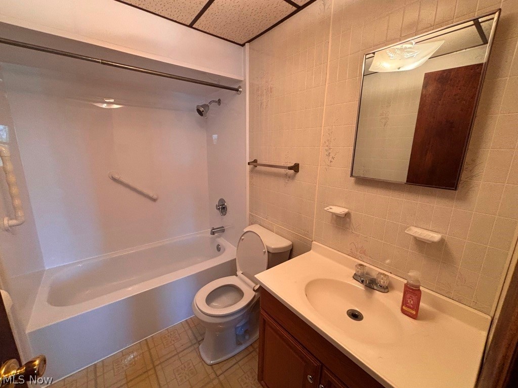 2392 Cherry Hill Road Wheeling, WV 26003 - Photo 17 of 37